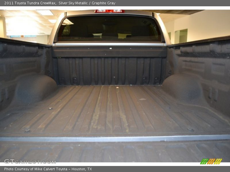 Silver Sky Metallic / Graphite Gray 2011 Toyota Tundra CrewMax