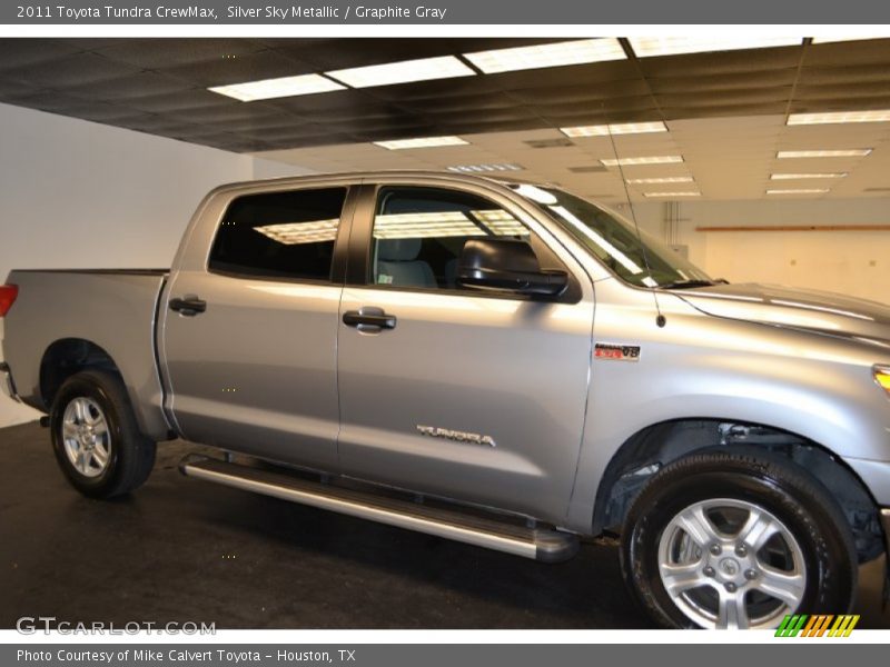 Silver Sky Metallic / Graphite Gray 2011 Toyota Tundra CrewMax