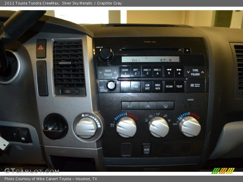 Silver Sky Metallic / Graphite Gray 2011 Toyota Tundra CrewMax