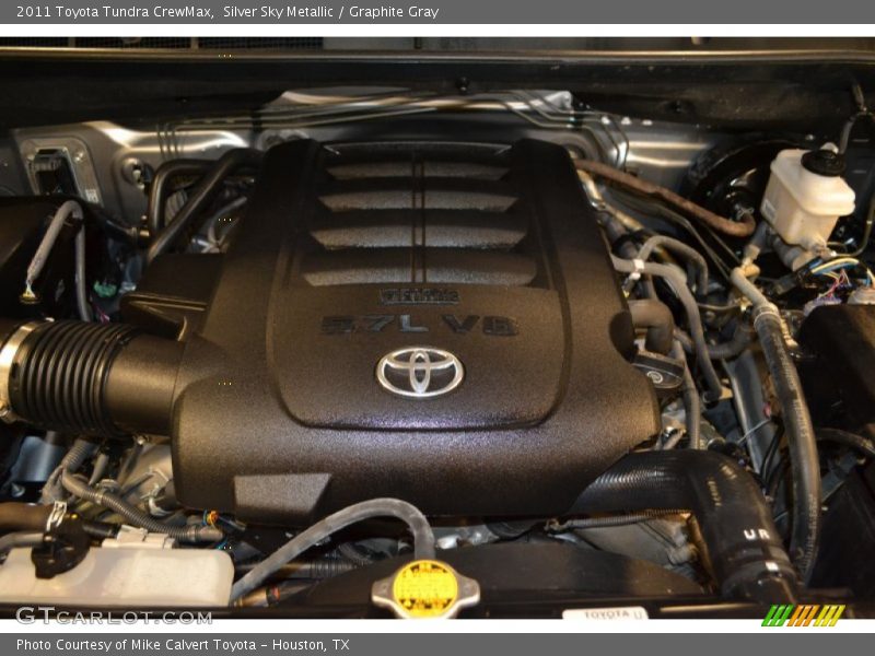 Silver Sky Metallic / Graphite Gray 2011 Toyota Tundra CrewMax