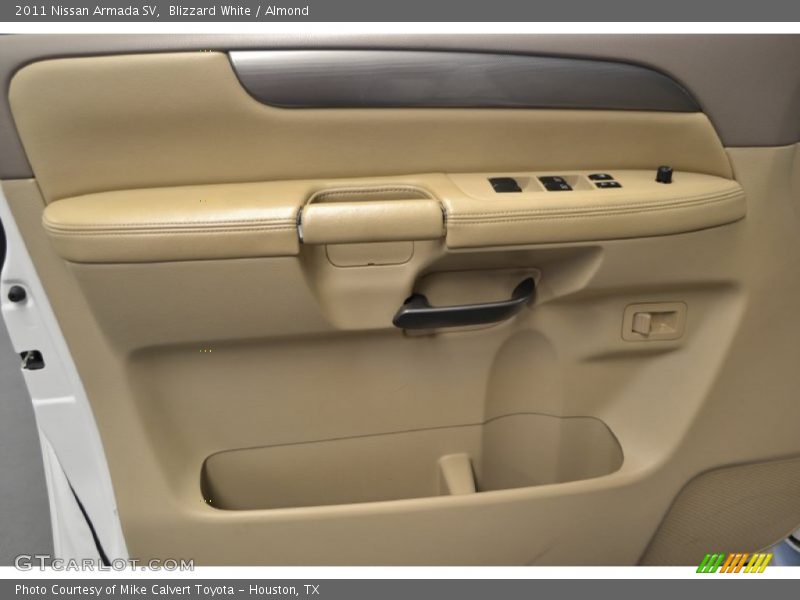 Blizzard White / Almond 2011 Nissan Armada SV