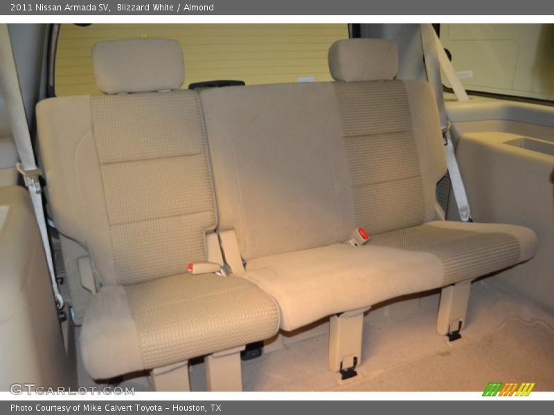 Blizzard White / Almond 2011 Nissan Armada SV
