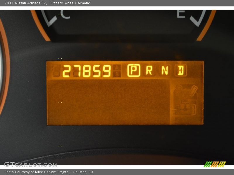 Blizzard White / Almond 2011 Nissan Armada SV