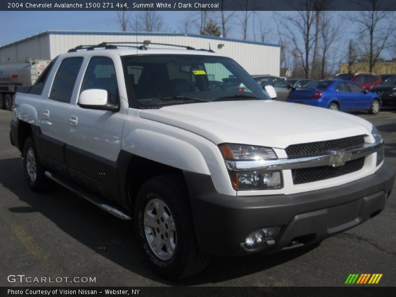 Summit White / Dark Charcoal 2004 Chevrolet Avalanche 1500 Z71 4x4
