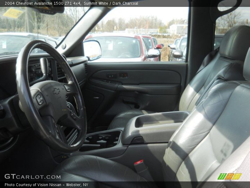 Summit White / Dark Charcoal 2004 Chevrolet Avalanche 1500 Z71 4x4