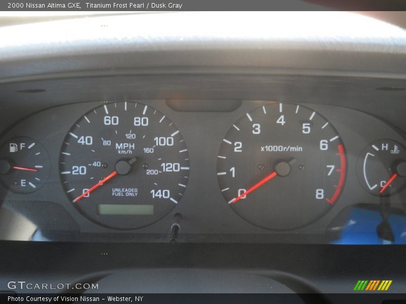 Titanium Frost Pearl / Dusk Gray 2000 Nissan Altima GXE