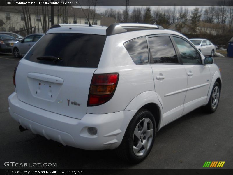 Frosty White / Graphite 2005 Pontiac Vibe