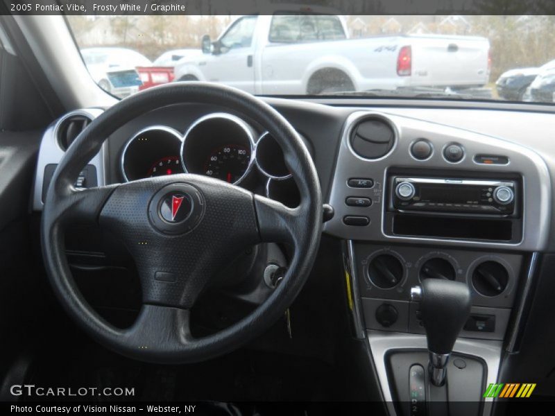 Frosty White / Graphite 2005 Pontiac Vibe