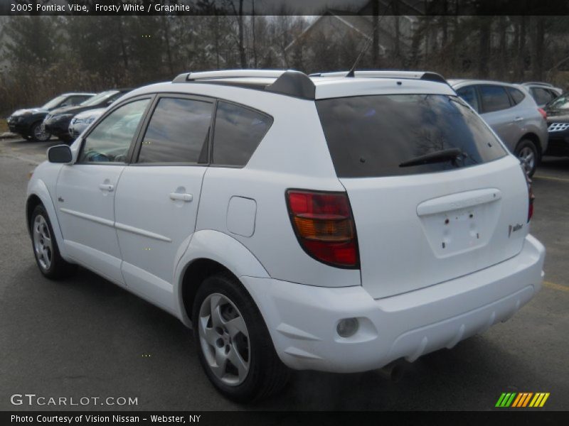 Frosty White / Graphite 2005 Pontiac Vibe