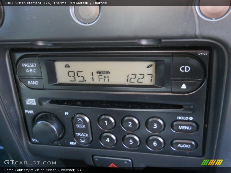 Thermal Red Metallic / Charcoal 2004 Nissan Xterra SE 4x4