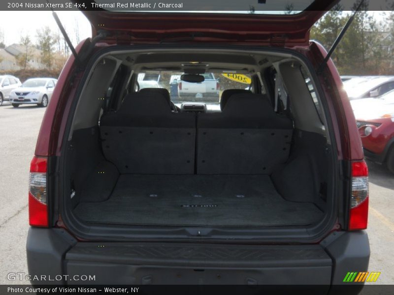 Thermal Red Metallic / Charcoal 2004 Nissan Xterra SE 4x4