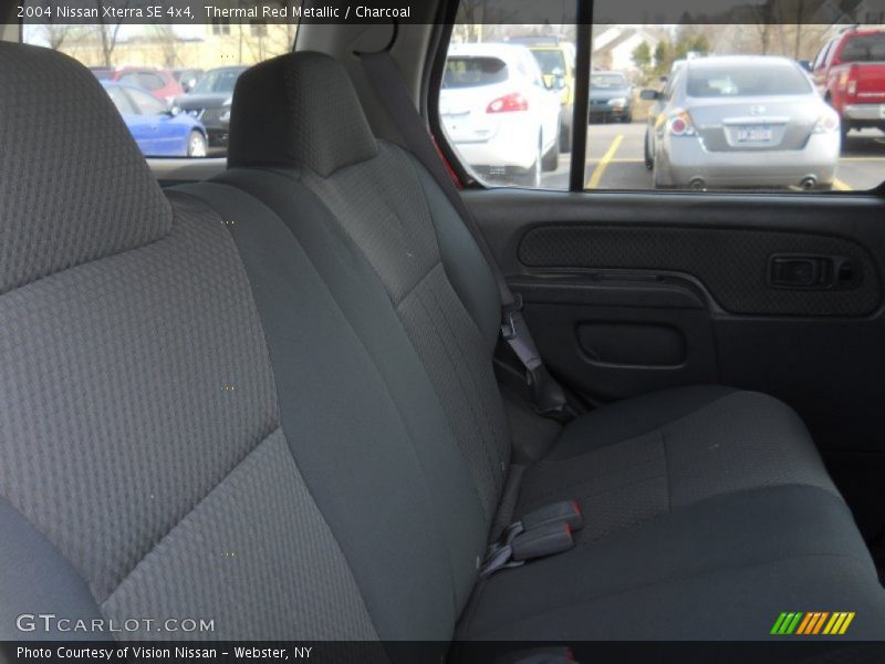 Thermal Red Metallic / Charcoal 2004 Nissan Xterra SE 4x4