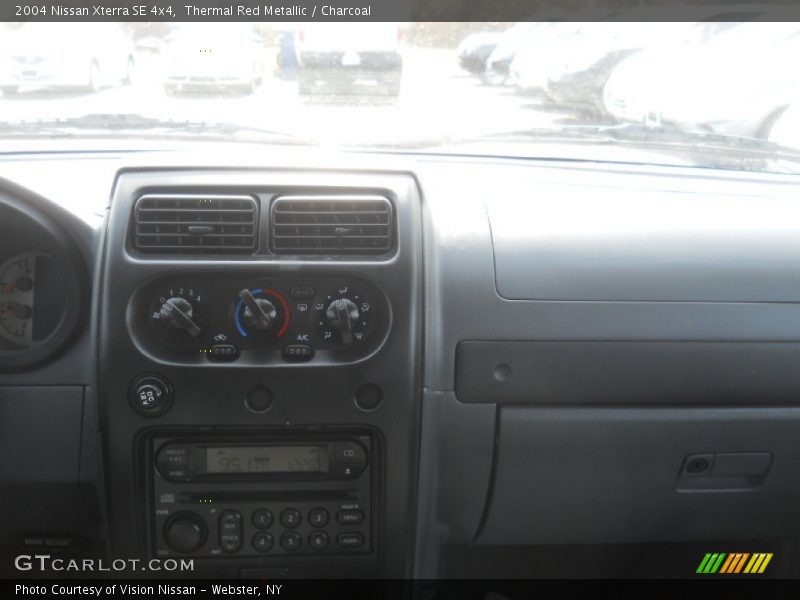 Thermal Red Metallic / Charcoal 2004 Nissan Xterra SE 4x4