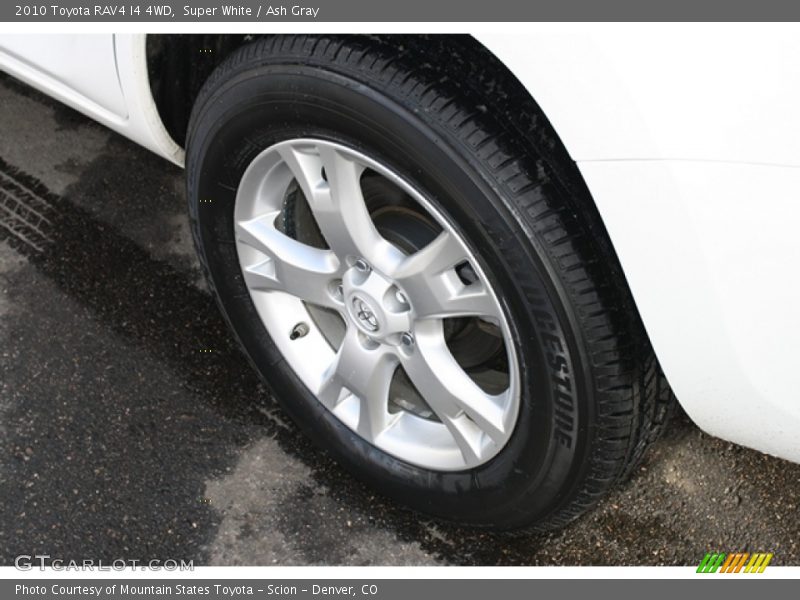 Super White / Ash Gray 2010 Toyota RAV4 I4 4WD