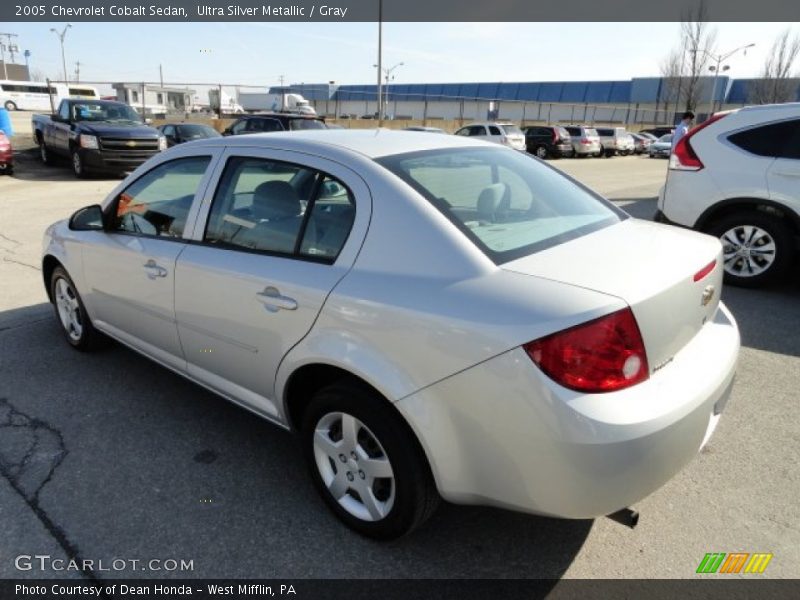 Ultra Silver Metallic / Gray 2005 Chevrolet Cobalt Sedan