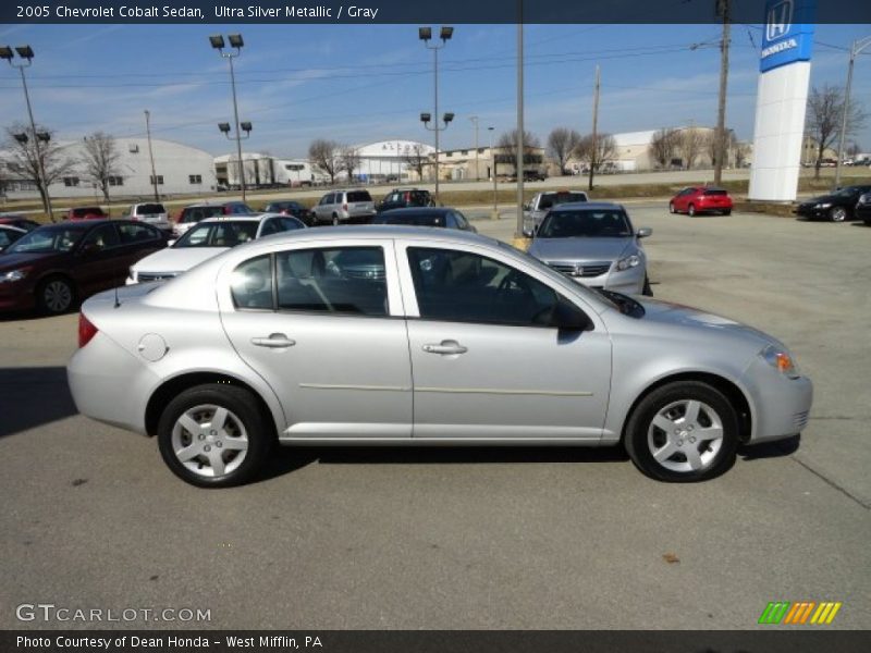 Ultra Silver Metallic / Gray 2005 Chevrolet Cobalt Sedan
