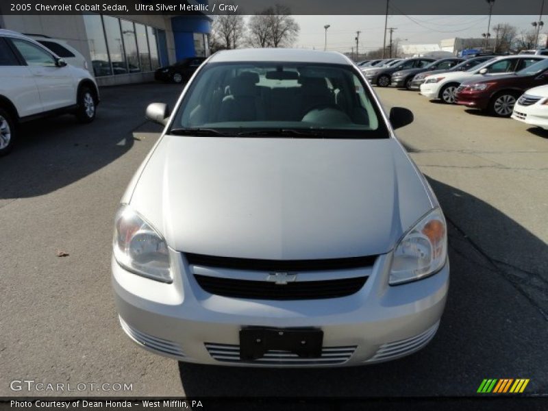 Ultra Silver Metallic / Gray 2005 Chevrolet Cobalt Sedan