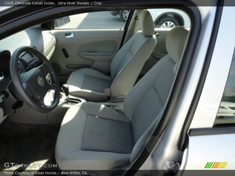 Ultra Silver Metallic / Gray 2005 Chevrolet Cobalt Sedan