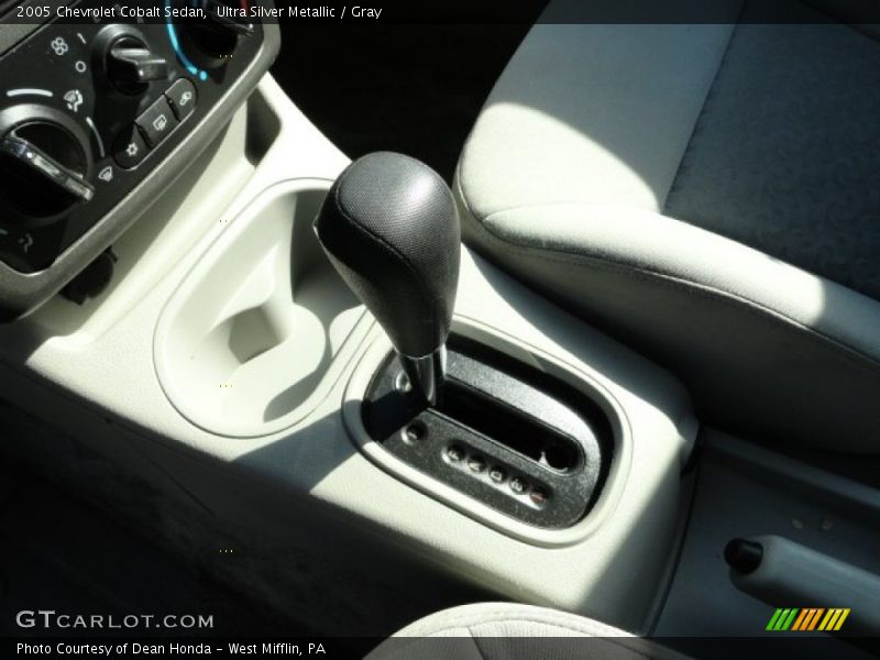 Ultra Silver Metallic / Gray 2005 Chevrolet Cobalt Sedan