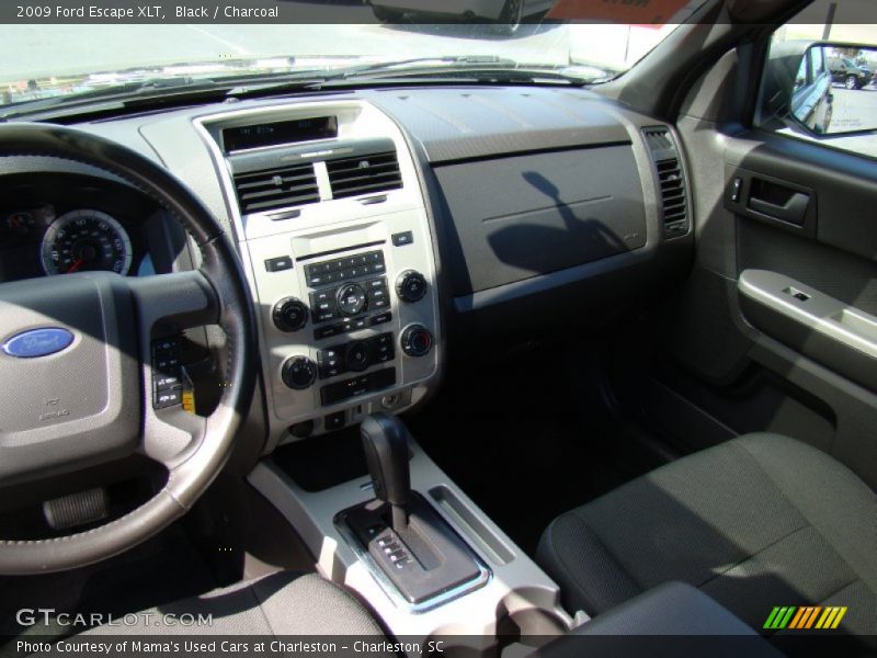 Black / Charcoal 2009 Ford Escape XLT