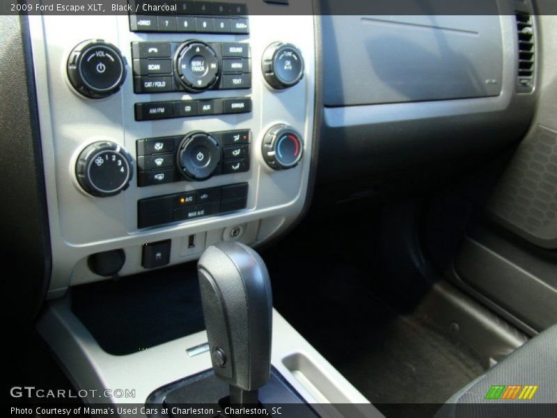 Black / Charcoal 2009 Ford Escape XLT