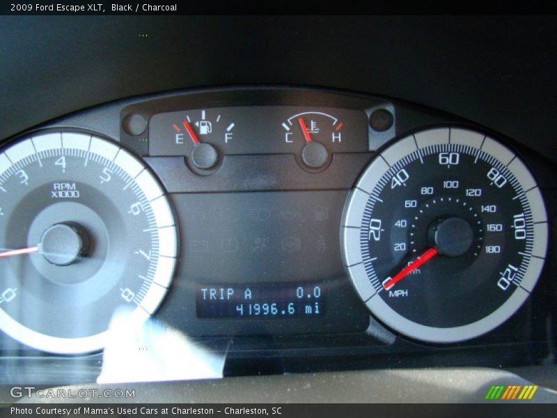 Black / Charcoal 2009 Ford Escape XLT