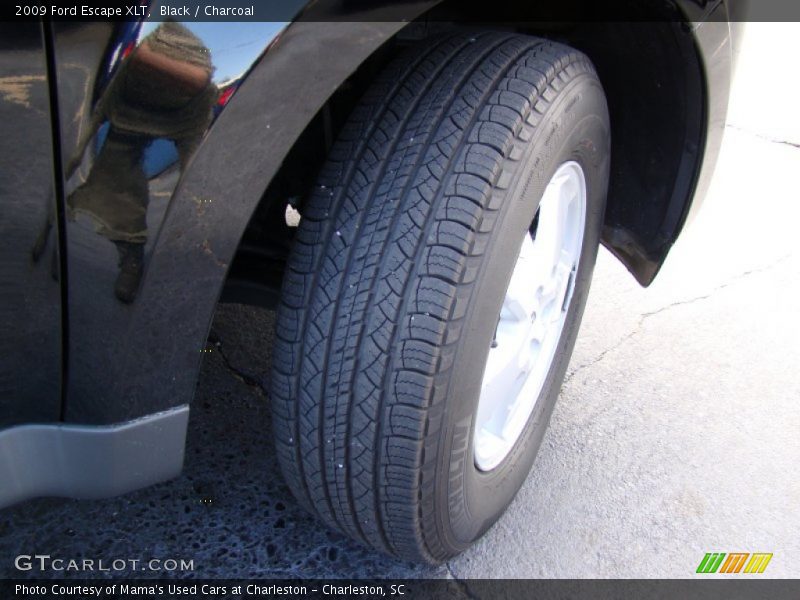 Black / Charcoal 2009 Ford Escape XLT