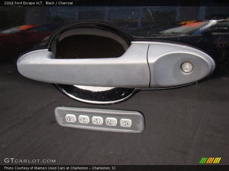 Black / Charcoal 2009 Ford Escape XLT