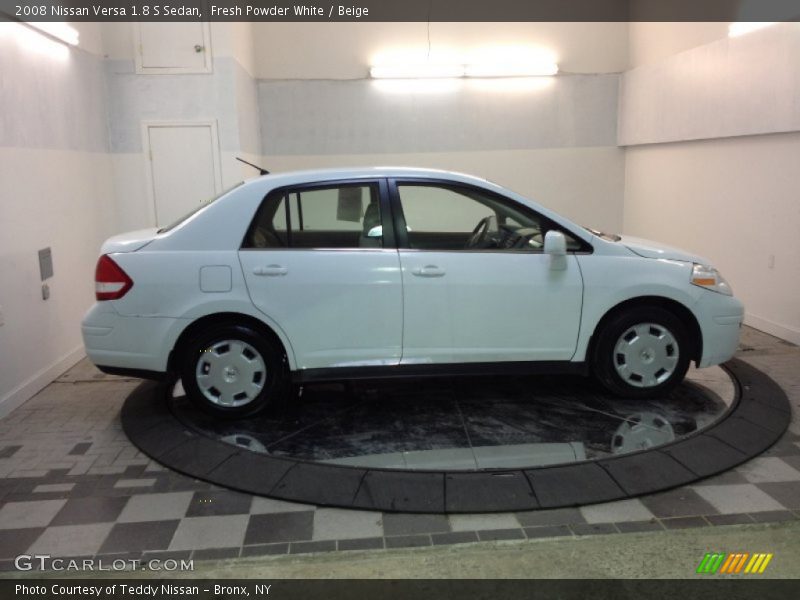 Fresh Powder White / Beige 2008 Nissan Versa 1.8 S Sedan