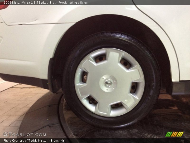 Fresh Powder White / Beige 2008 Nissan Versa 1.8 S Sedan