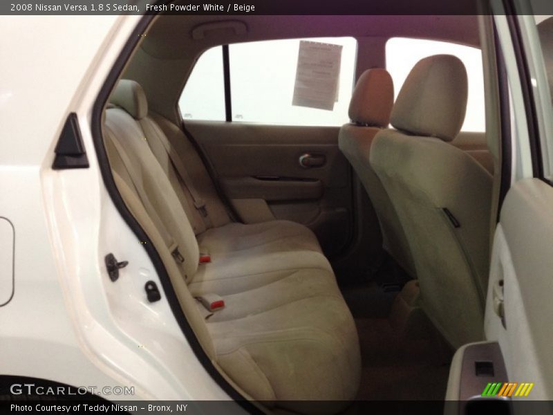Fresh Powder White / Beige 2008 Nissan Versa 1.8 S Sedan