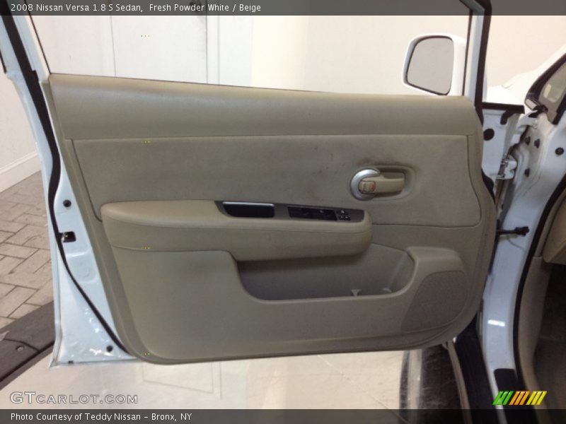 Fresh Powder White / Beige 2008 Nissan Versa 1.8 S Sedan