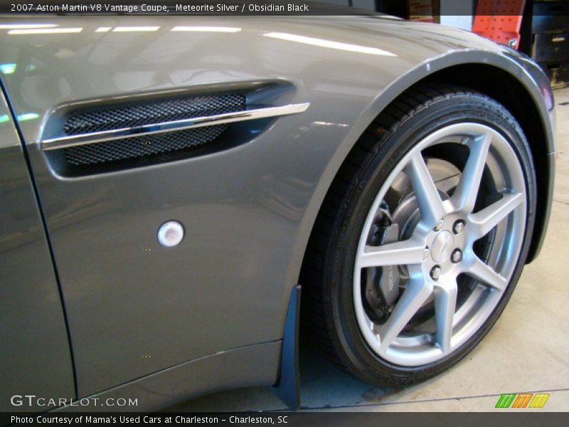 Meteorite Silver / Obsidian Black 2007 Aston Martin V8 Vantage Coupe