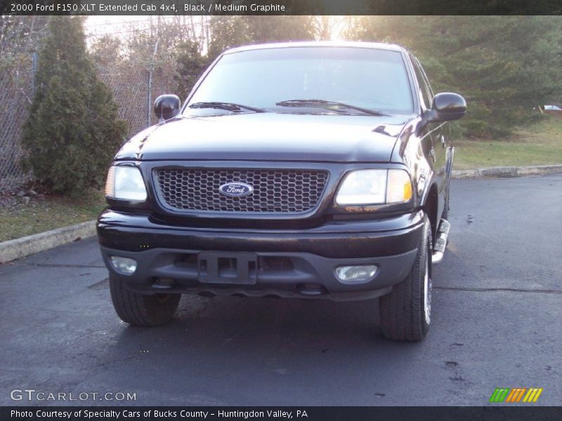 Black / Medium Graphite 2000 Ford F150 XLT Extended Cab 4x4