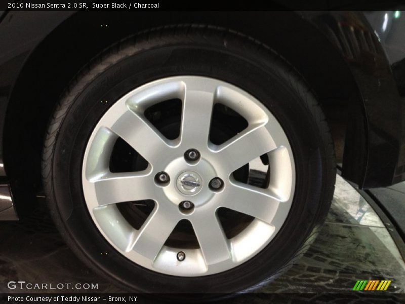 Super Black / Charcoal 2010 Nissan Sentra 2.0 SR