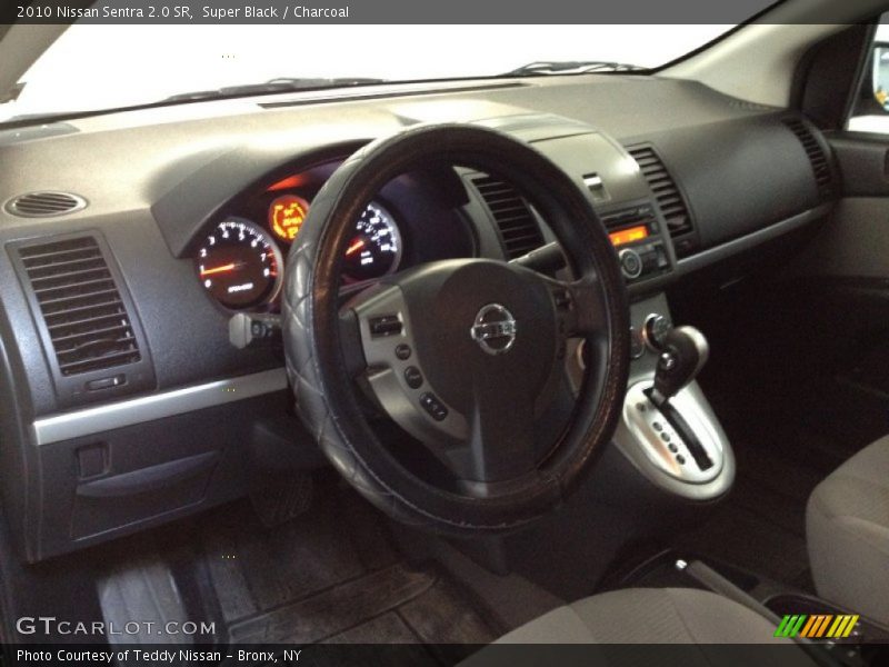 Super Black / Charcoal 2010 Nissan Sentra 2.0 SR