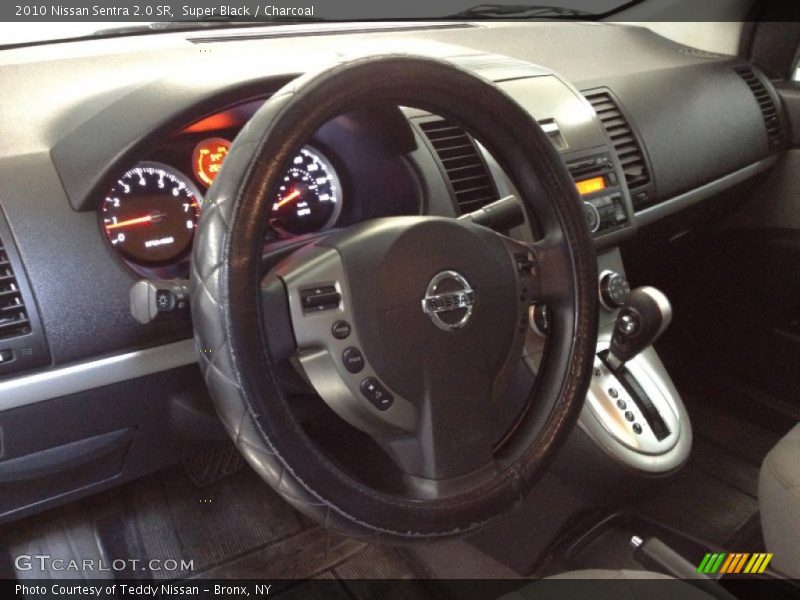 Super Black / Charcoal 2010 Nissan Sentra 2.0 SR