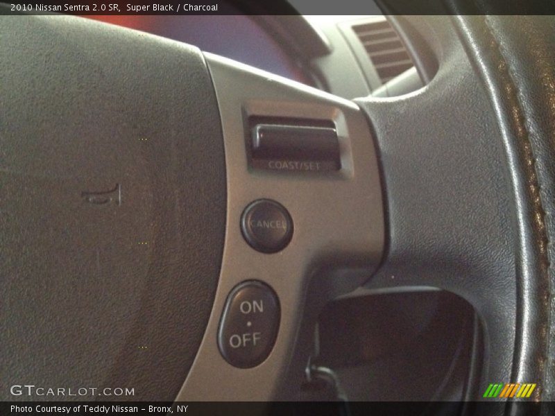 Super Black / Charcoal 2010 Nissan Sentra 2.0 SR