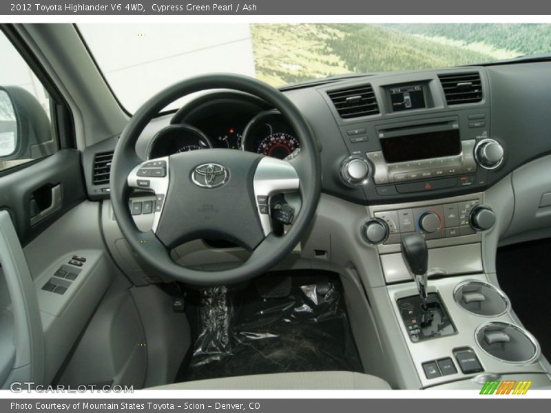 Cypress Green Pearl / Ash 2012 Toyota Highlander V6 4WD