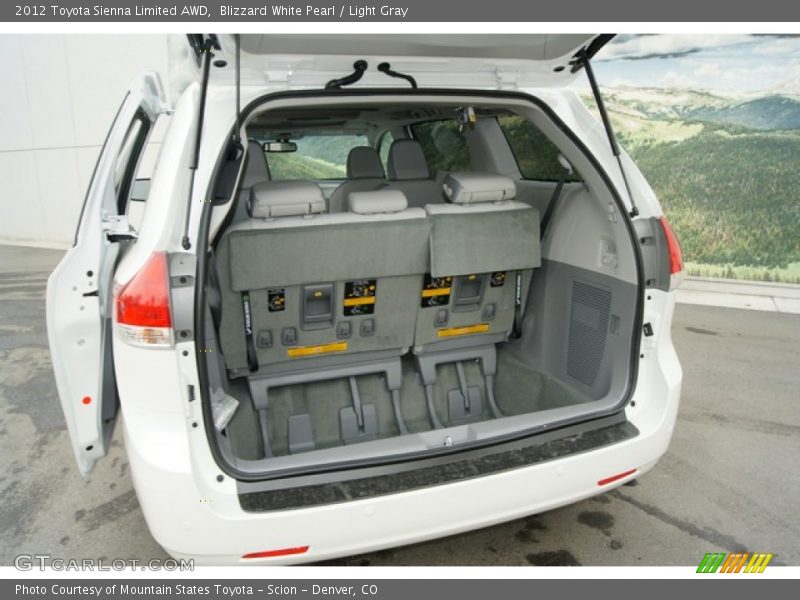 Blizzard White Pearl / Light Gray 2012 Toyota Sienna Limited AWD