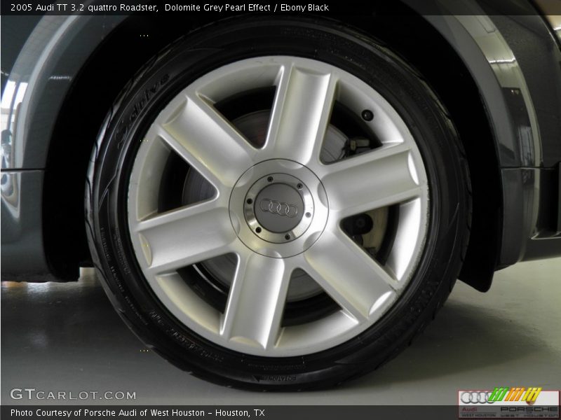 Dolomite Grey Pearl Effect / Ebony Black 2005 Audi TT 3.2 quattro Roadster