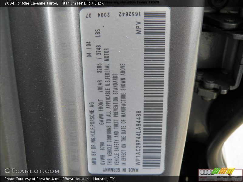 Titanium Metallic / Black 2004 Porsche Cayenne Turbo