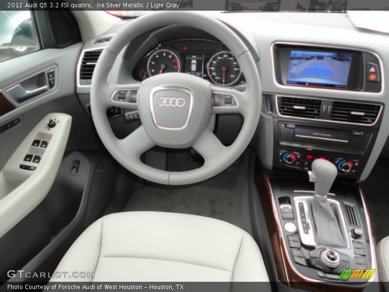 Ice Silver Metallic / Light Gray 2012 Audi Q5 3.2 FSI quattro