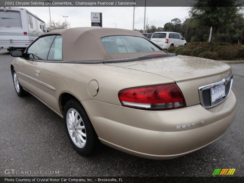 Champagne Pearlcoat / Sandstone 2001 Chrysler Sebring LXi Convertible