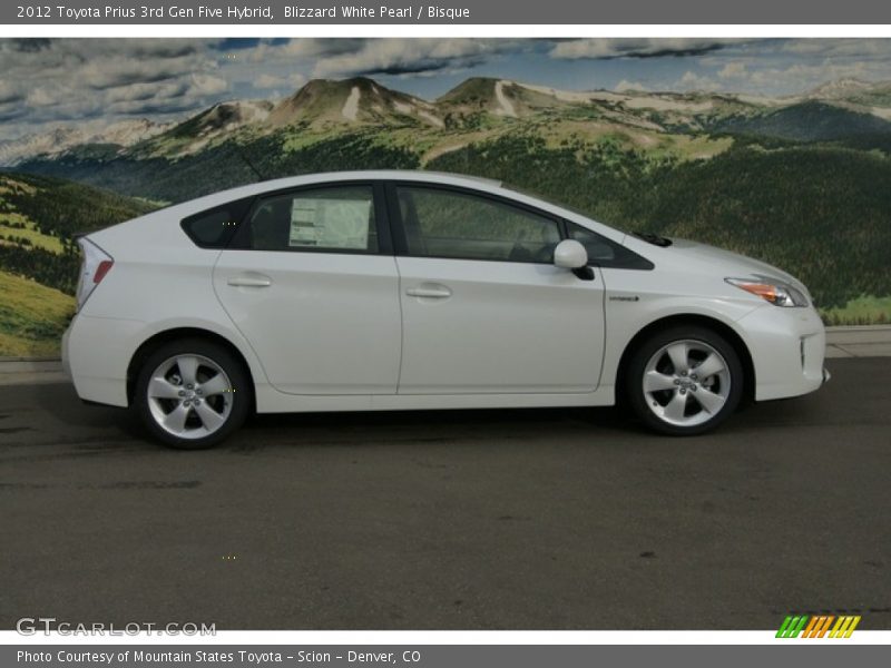 Blizzard White Pearl / Bisque 2012 Toyota Prius 3rd Gen Five Hybrid