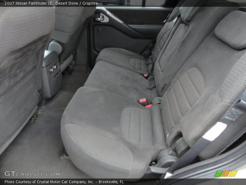  2007 Pathfinder SE Graphite Interior