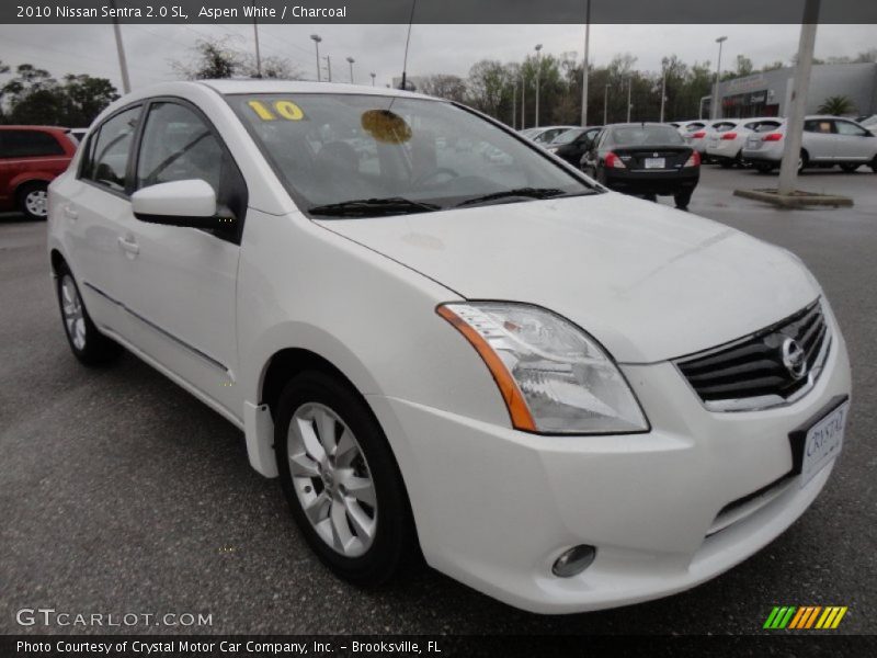 Front 3/4 View of 2010 Sentra 2.0 SL