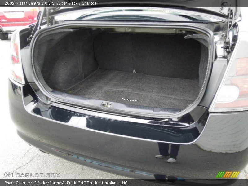 Super Black / Charcoal 2009 Nissan Sentra 2.0 SR