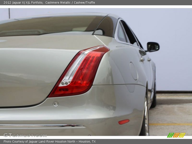 Cashmere Metallic / Cashew/Truffle 2012 Jaguar XJ XJL Portfolio