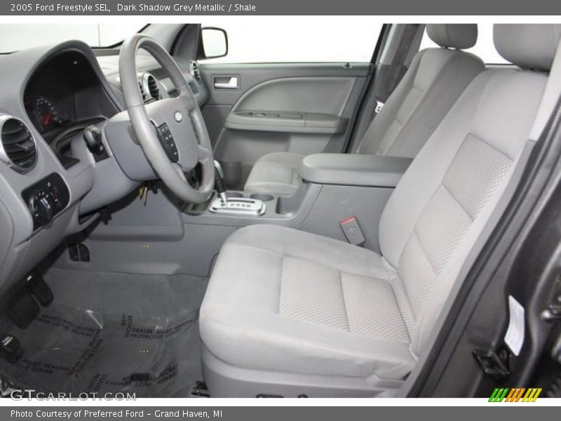  2005 Freestyle SEL Shale Interior